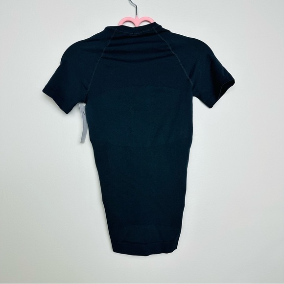 Spiritual Gangster NWT Black Ribbed Mock Neck Raglan Short Sleeve Fit Top - Picture 2 of 5